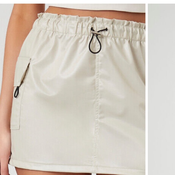 Forever 21 Toggle Drawstring Mini Skirt - Picture 2 of 5